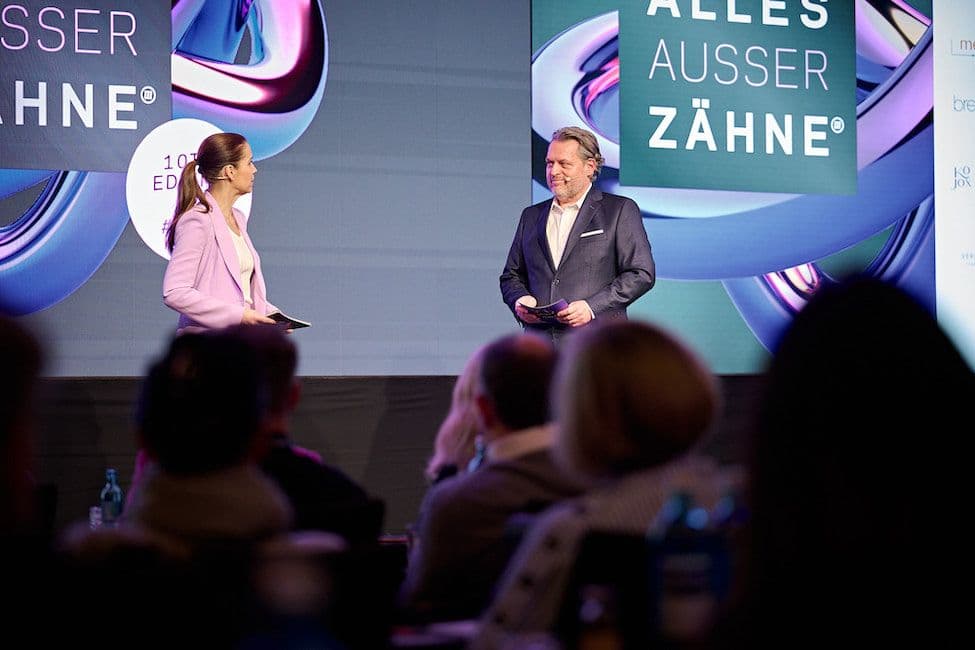 Alles außer Zähne