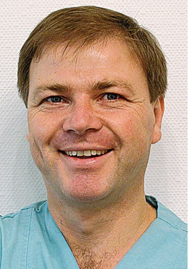 Dr. Mario Kirste