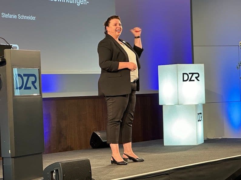 DZR